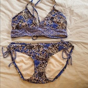 Athleta Cross Back Bikini Top Sz L Bottoms Sz M